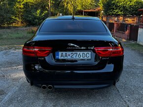 Jaguar XE 2.0d 180k Portfolio - 6