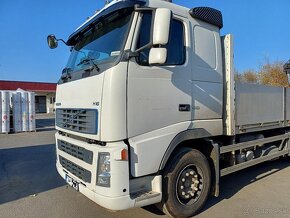 VOLVO FH 16 64R  6x4 valník s HR HIAB - 6