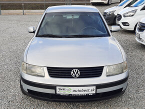 Volkswagen Passat 1.6 - 6