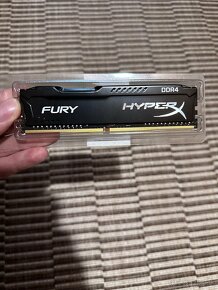 HyperX 16 GB (2x8 GB) ram - 6