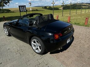 Predám BMW Z4 - 6