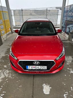 Hyundai i30 CW, 1.4 T-GDI 103 kW, 6s. M, Family, 2019 - 6