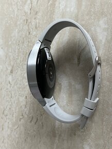 Samsung Galaxy Watch4 Classic 46mm Silver LTE - 6