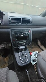 Volkswagen Sharan 1.8 Turbo - 6