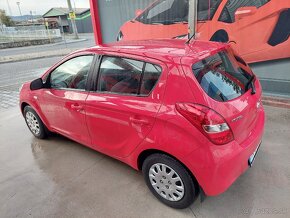 Hyundai i20 2010 1.2 16v 57kw benzin 87000km - 6