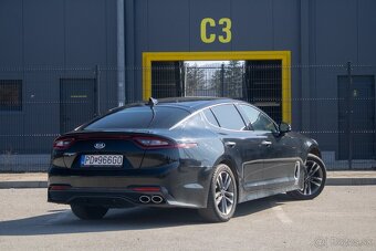 Kia Stinger - 6