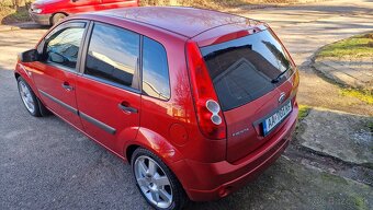 Ford Fiesta - 6