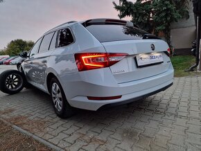 Škoda Superb Combi III 2.0 TDi DSG Ambition 150K (diesel) - 6