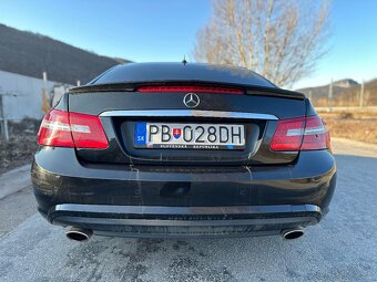 Mercedes E-klasse coupe w207 - 6