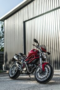 Ducati Monster 1100 - 6