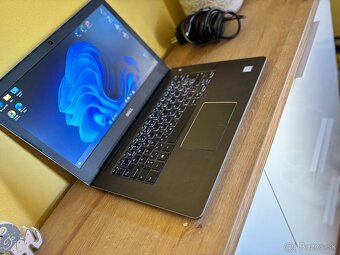 PREDÁM KOMPLETNE INOVOVANÝ NOTEBOOK DELL Vostro 14 - 5468 - 6