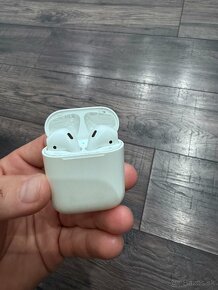 Predám AirPods (1st generation) 10 mesiacov používané - 6