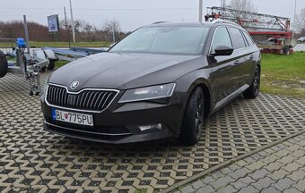 ŠKODA Superb Combi 2.0 TDI Business Hnedá metalíza tmavá - 6