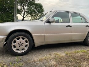 Mercedes w124 om606 superturbo - 6