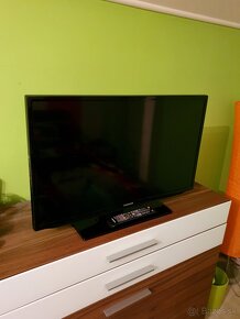 Samsung Full HD TV UE32EH5300 82 cm - 6