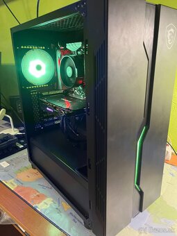 Pc : ryzen 5 3600,b550m, 32gb ram , 1tb nvme , rx 590 8gb oc - 6