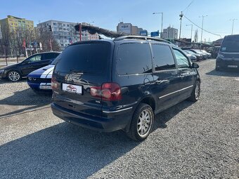 Volkswagen Sharan 1.9 TDI Highline tiptronic - 6