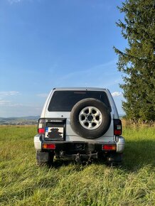 Mitsubishi PAJERO 2.5 rv. 2004 - 6