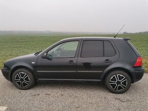 Predám Volkswagen Golf 4 - 6