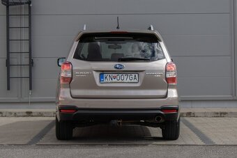 Subaru Forester 2.0i Comfort CVT - 6