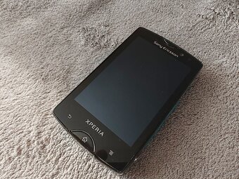 Sony ericsson Xperia Mini Pro - 6