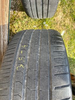 Letné pneu 235/40 r19 - 6