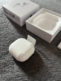 AirPods 4. Generácie s aktívnym potláčaním zvuku - 6