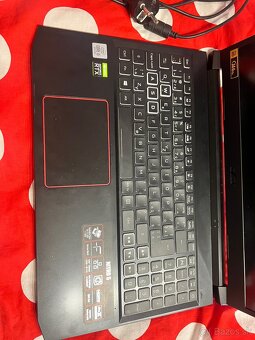 Nefunkční Herný notebook Acer Nitro 5 Obsidian Black - 6