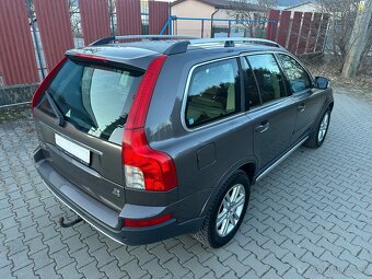 Volvo XC90 2,4 D5 AWD manuál - 6