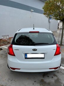 KIA Ceed 1.6 CRDi 85kw 2010 Nová STK/ek - 6