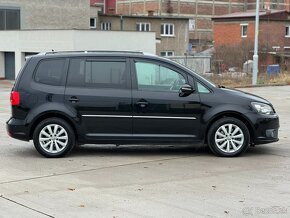 Volkswagen Touran 2.0 TDI DSG HIGHLINE XENON NAVI - 6