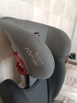 Autosedačka Britax Romer kidfix SL s Isofixom - 6