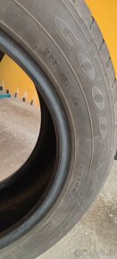 Goodyear EFFICIENTGRIP 195/60 R16 89 H Letné - 6