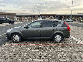 Kia Ceed 1.4i 16V 2 maj. koupeno ČR serviska - 6