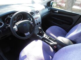 Ford Focus 1.6 16V Duratec Ghia - 6