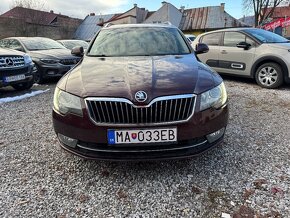 Škoda Superb Combi 2.0 TDI 4x4 - 6