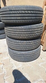 225/60R18 104W - 6