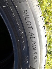 255/55 r19 zimne pneumatiky - 6