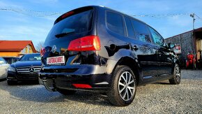 Volkswagen Touran 2.0 TDI Comfortline DSG - 6