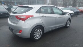 Hyundai i30 1.4 CRDi DOHC 16V Comfort - 6