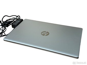 HP Laptop 17-cn2004nc - nový I5 , iris, 17,3 palca - 6