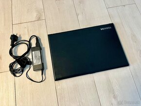 Toshiba Satellite Pro R50 - 6