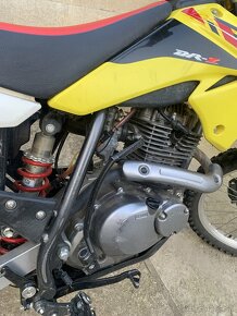 SUZUKI DRZ 125 2015 - 6