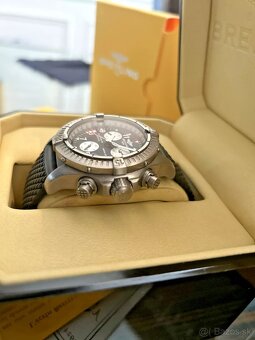 Hodinky Breitling Avenger M1 Titan 44mm - 6