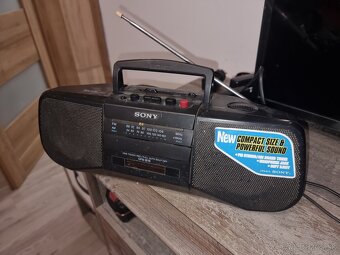 Sony CFS-B15 RADIO CASSETTE-CORDER - 6