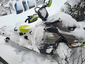 Predám ski doo summit X expert turbo - 6