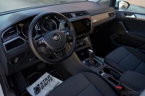 Volkswagen Touran 2.0 TDI Comfortline DSG - 6