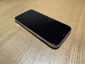 iPhone 11 64GB biely [TOP STAV] - 6