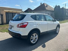 Nissan Qashqai 1.6 - 6