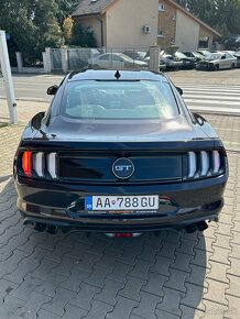 Ford Mustang 5.0 Ti-VCT V8 GT A/T - 6